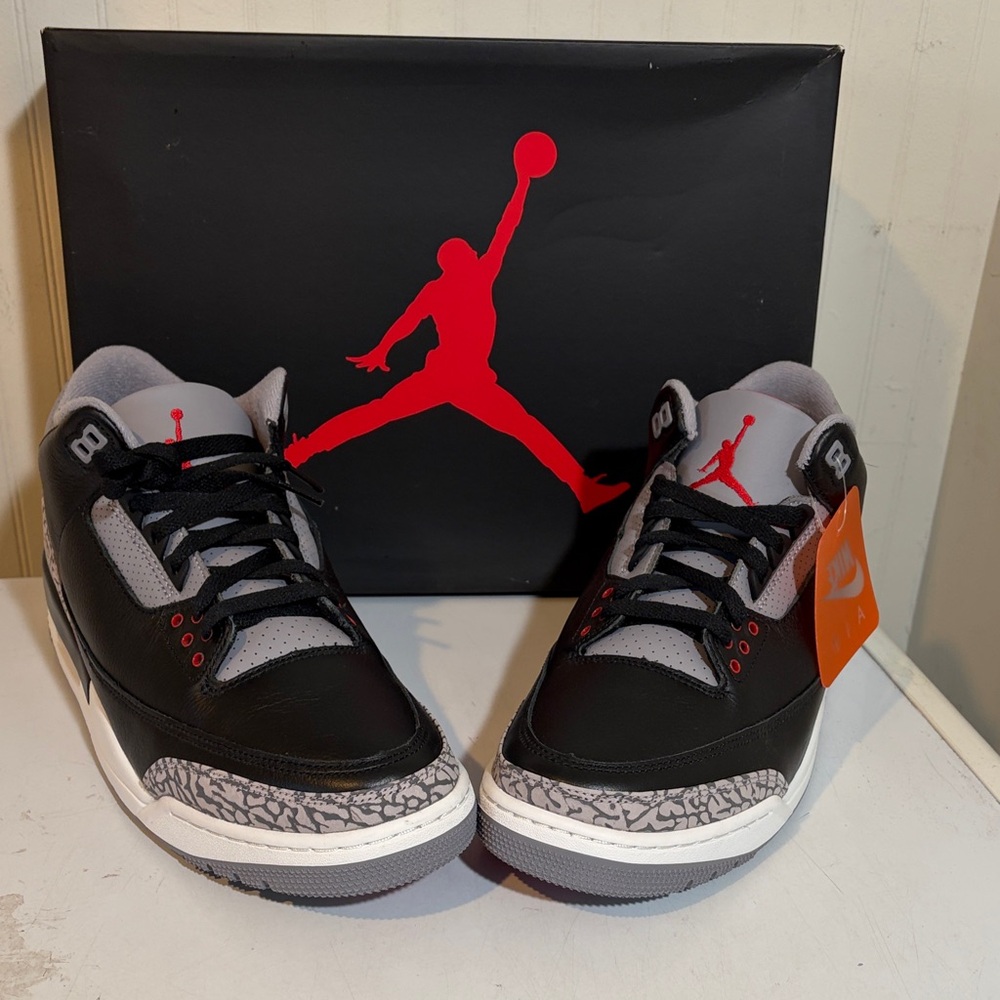 Jordan 3 Retro Black Cement NIB! DEADSTOCK!! DN3707-010 - Picture 9 of 10